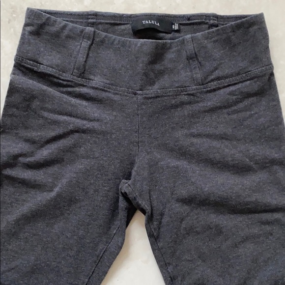 Aritzia Talula Dark Gray Leggings - Size XS - Picture 4 of 6